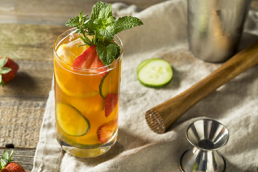 cocktail courses refreshing-Pimms